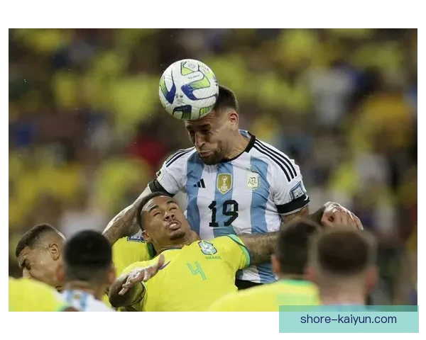 拉菲尼亚世界杯表现稳健,助推巴西队晋级淘汰赛阶段 拉菲尼亚世界杯表现稳健,助推巴西队晋级淘汰赛阶段