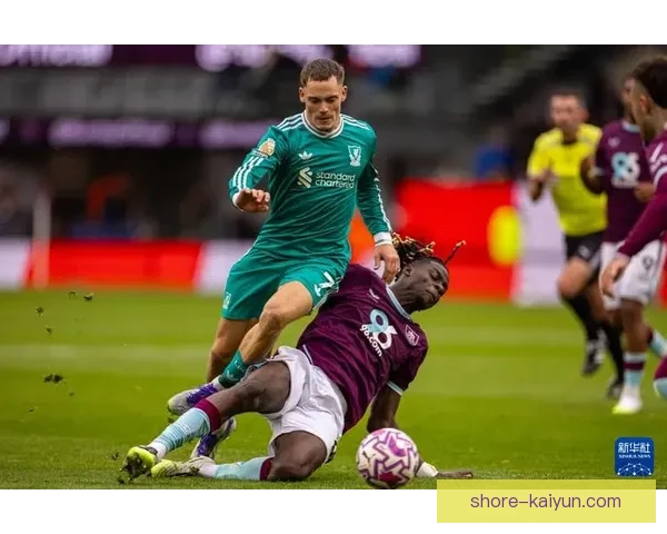 伯恩利本赛季表现稳健，竞争力增强成英超保级奇迹